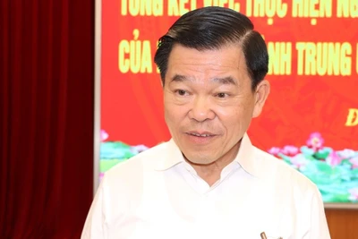 Đồng chí Nguyễn Hồng Lĩnh trả lời phóng viên Báo Nhân Dân, ngày 21/12.