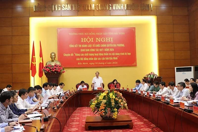 Các đại biểu tham dự hội nghị.