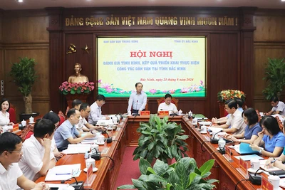 Quang cảnh buổi làm việc.