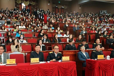 Quang cảnh hội nghị đối thoại.