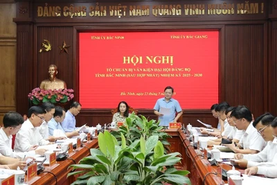 Tổ chuẩn bị Văn kiện Đại hội Đảng bộ tỉnh Bắc Ninh (sau hợp nhất) nhiệm kỳ 2025-2030 họp phiên đầu tiên.