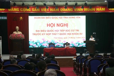 Đoàn đại biểu Quốc hội tỉnh Hưng Yên tiếp xúc cử tri tại huyện Văn Giang, tỉnh Hưng Yên.