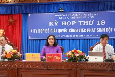 Hội đồng nhân dân tỉnh Bến Tre tổ chức Kỳ họp thứ 18 để giải quyết công việc phát sinh đột xuất. (Ảnh: HOÀNG TRUNG)