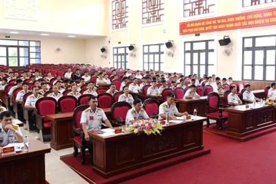 Các đại biểu tham dự bế mạc và trao thưởng Hội thi.