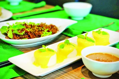 Những món ăn chay được chế biến công phu và trình bày đẹp mắt.