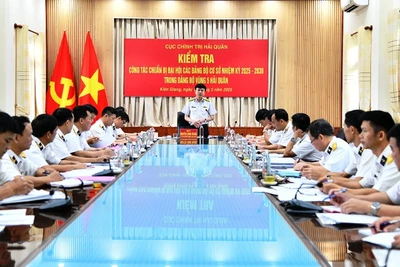 Quang cảnh hội nghị kiểm tra công tác chuẩn bị đại hội đảng bộ cơ sở nhiệm kỳ 2025-2030 tại Vùng 5 Hải quân.