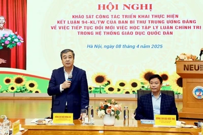 Đồng chí Ngô Đông Hải, Ủy viên Trung ương Đảng, Phó Trưởng Ban Tuyên giáo và Dân vận Trung ương phát biểu tại hội nghị. (Ảnh: TUẤN ANH)