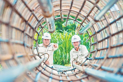 Các đơn vị thi công hạng mục cầu trên tuyến cao tốc Quảng Ngãi-Hoài Nhơn. 