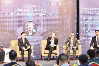 Các đại biểu tại Diễn đàn sáng tạo nội dung số, bảo vệ bản quyền số và quảng cáo số. 