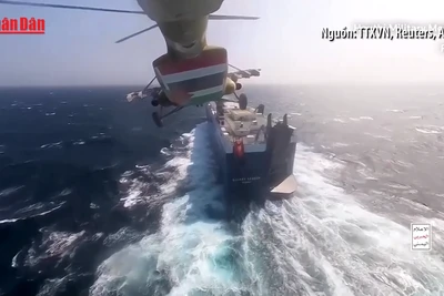 [Video] Mỹ tấn công quân sự quy mô lớn vào lực lượng Houthi tại Yemen