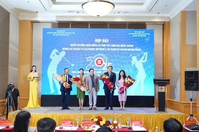 Ban tổ chức ra mắt trong họp báo về giải tại Hà Nội.