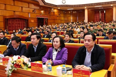 Các đồng chí lãnh đạo chủ chốt của tỉnh Lạng Sơn dự hội nghị quán triệt Kết luận 127-KL/TW của Bộ chính trị, Ban Bí thư.