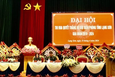 Đoàn chủ tịch điều hành Đại hội thi đua quyết thắng của Bộ chỉ huy Bộ đội Biên phòng tỉnh Lạng Sơn.