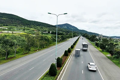 Dự án xây dựng đường gom dân sinh tuyến cao tốc Liên Khương-Prenn có tổng mức đầu tư gần 280 tỷ đồng.