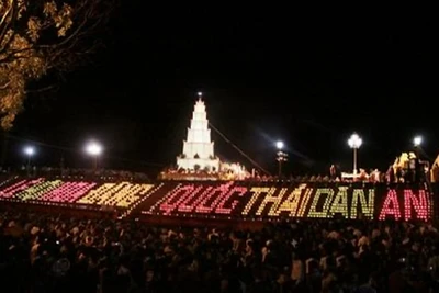 Quang cảnh Lễ cầu an ở đền Kiếp Bạc.