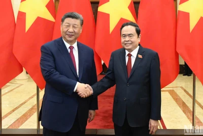 Chủ tịch Quốc hội Trần Thanh Mẫn và Tổng Bí thư, Chủ tịch Trung Quốc Tập Cận Bình.