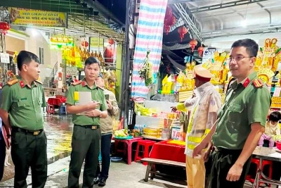 Lãnh đạo Công an Hà Tĩnh có mặt tại hiện trường trực tiếp chỉ đạo các đơn vị nghiệp vụ điều tra, xử lý nghiêm vụ việc theo quy định của pháp luật.