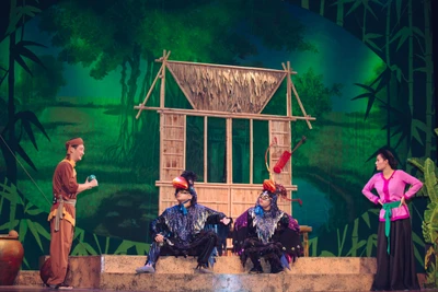 Cảnh trong vở Hai viên ngọc thần. Nguồn: Nhà hát Kịch Hà Nội.