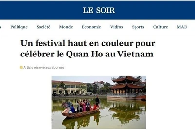 Bài viết "Lễ hội Lim rực rỡ sắc màu tôn vinh dân ca quan họ" đăng trên Báo "Le Soir" của Bỉ. (Ảnh: TTXVN phát)