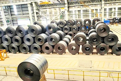 Mỗi năm Việt Nam sản xuất được 8,5 triệu tấn thép cán nóng, đáp ứng 70% nhu cầu trong nước.