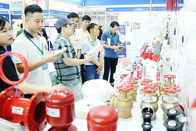 Chủ động tìm hiểu và mua các thiết bị phòng cháy cho gia đình.