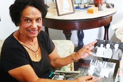 Nhà báo Marta Rojas trân trọng những tấm ảnh được chụp khi công tác tại Việt Nam. Ảnh tư liệu