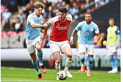 Arsenal đã có khởi đầu suôn sẻ bằng chiến thắng trước Man City tại trận Siêu cúp Anh.