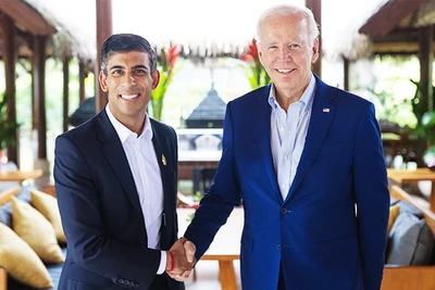Thủ tướng Anh Rishi Sunak (trái) gặp gỡ Tổng thống Mỹ Joe Biden tại Washington. Ảnh: GETTY