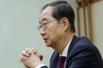 [Video] Quyền Tổng thống Hàn Quốc từ chức