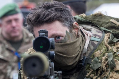 [Video] EU sáng kiến mua vũ khí để cho Ukraine thuê lại 