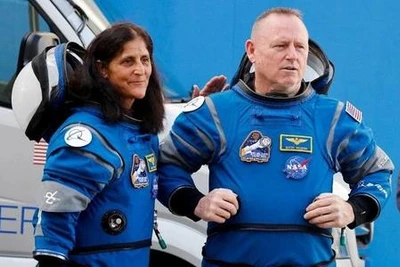 [Video] Các phi hành gia Mỹ mắc kẹt trên ISS vẫn chưa thể trở về