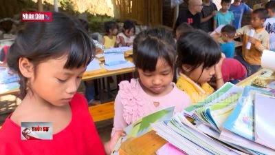 Thư viện miễn phí cho trẻ em nghèo vùng cao