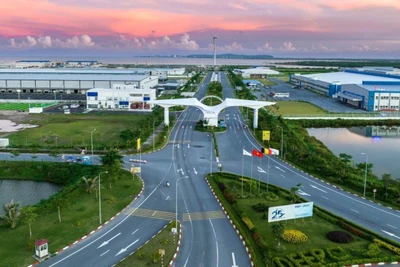 Với lợi thế của một thành phố sở hữu nhiều cảng biển quan trọng, Hải Phòng có nhiều động lực thúc đẩy tăng trưởng GRDP khi cùng cả nước bước vào kỷ nguyên mới. Ảnh: Danh Lam