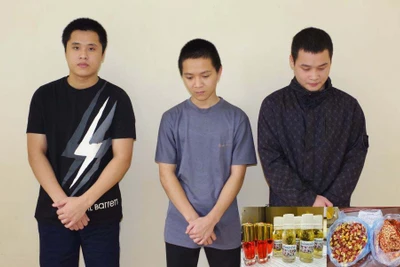 Nhóm đối tượng đã sử dụng trang mạng xã hội Facebook để lừa đảo.