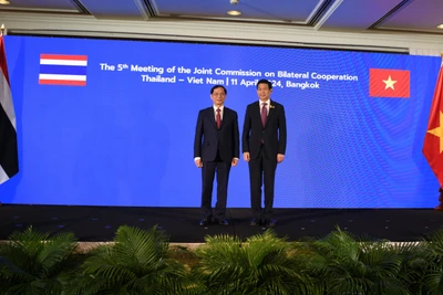 Bộ trưởng Ngoại giao Bùi Thanh Sơn và Phó Thủ tướng, Bộ trưởng Ngoại giao Thái Lan Parnpree Bahiddha-Nukara.