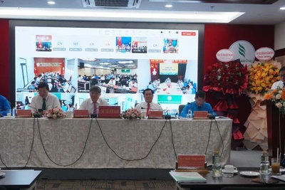 Chủ trì Hội nghị sơ kết 6 tháng VRG.