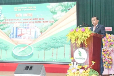 Ông Đỗ Minh Tuấn, Tổng Giám đốc Tổng Công ty Cao-su Đồng Nai phát biểu tại hội nghị.