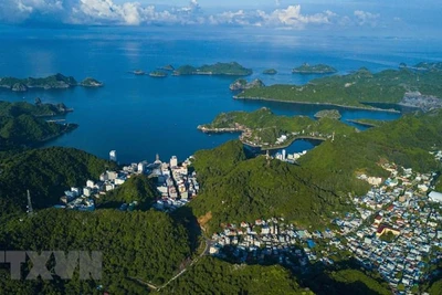 Quần đảo Cát Bà thuộc huyện Cát Hải (Hải Phòng).