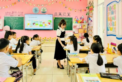 Giờ học môn tiếng Anh tại Trường tiểu học Châu Sơn (Ba Vì, Hà Nội).