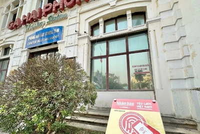 Ga Hải Phòng được lắp đặt bảng gắn chip tương tác không dây.