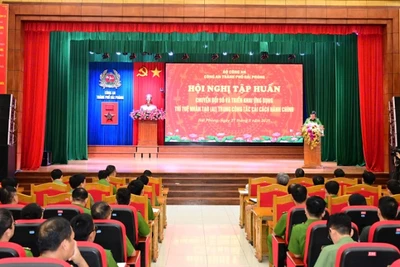 Quang cảnh hội nghị.