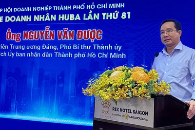 Chủ tịch Ủy ban nhân dân Thành phố Hồ Chí Minh Nguyễn Văn Được chia sẻ thông điệp tại chương trình.