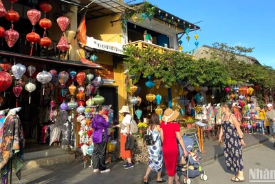 Hội An là một trong những điểm đến thu hút đông đảo khách quốc tế ghé thăm ở Việt Nam. (Ảnh: NGỌC KHÁNH)