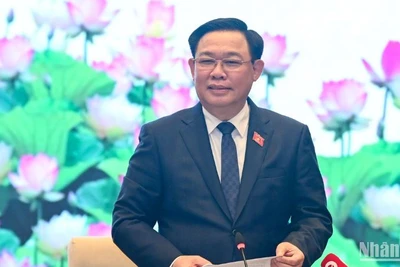 Chủ tịch Quốc hội Vương Đình Huệ phát biểu tại buổi lễ. (Ảnh: DUY LINH)