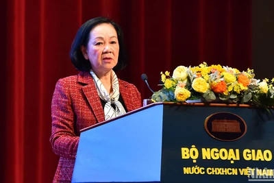 [Ảnh] Thường trực Ban Bí thư Trương Thị Mai dự Phiên họp toàn thể về công tác xây dựng Đảng