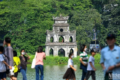 Trong nửa đầu tháng 2/2025, lượng tìm kiếm quốc tế về du lịch Việt Nam tăng mạnh khoảng 30-45% so với cùng kỳ năm 2025. (Ảnh: NGỌC KHÁNH)