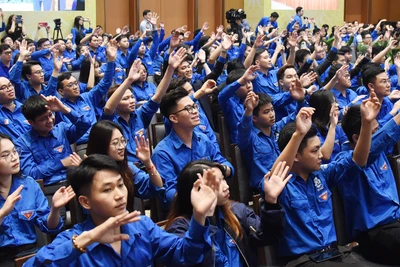 [Ảnh] Thủ tướng Phạm Minh Chính đối thoại với thanh niên