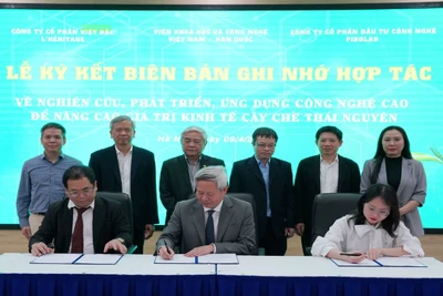 Lễ ký kết hợp tác.