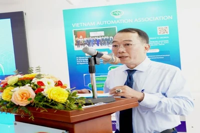 Ông Bùi Minh Cường - Giám đốc Nhà xuất bản Khoa học và Kỹ thuật chia sẻ tại sự kiện.