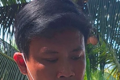 Võ Văn Phúc lúc bị lực lượng công an phát hiện và mời làm việc.